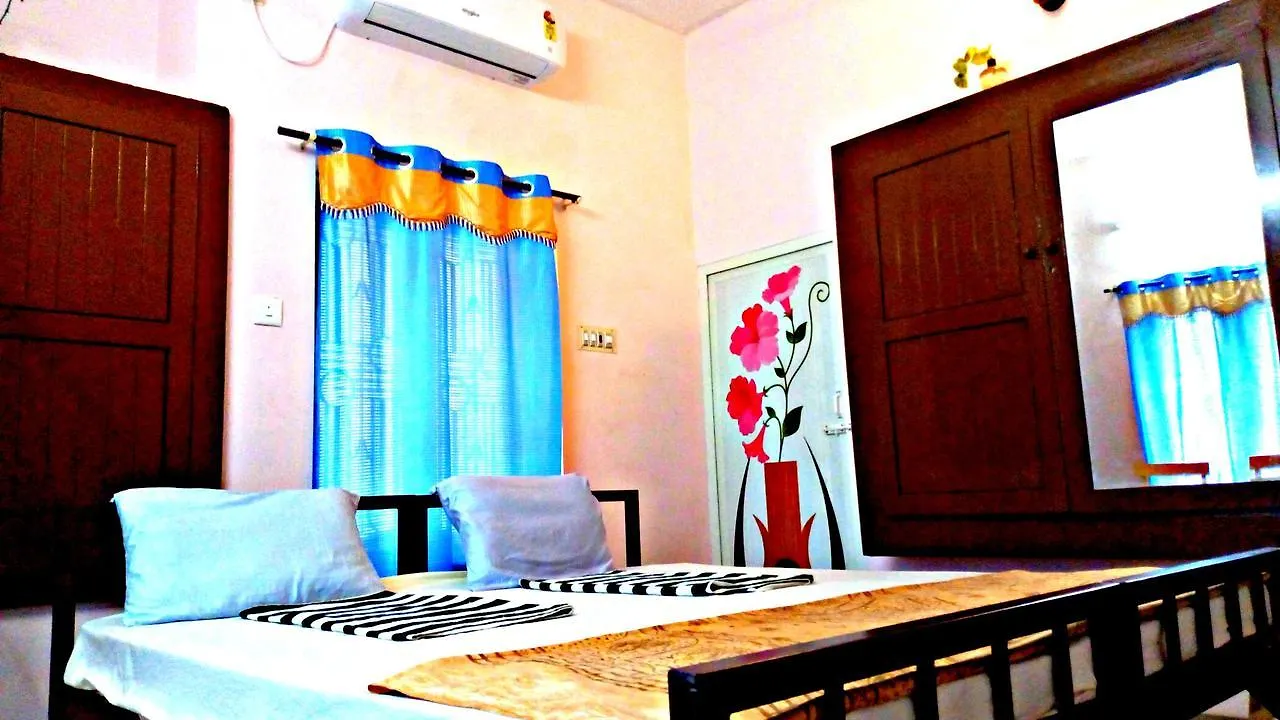 Archana Beach Homestay Varkala