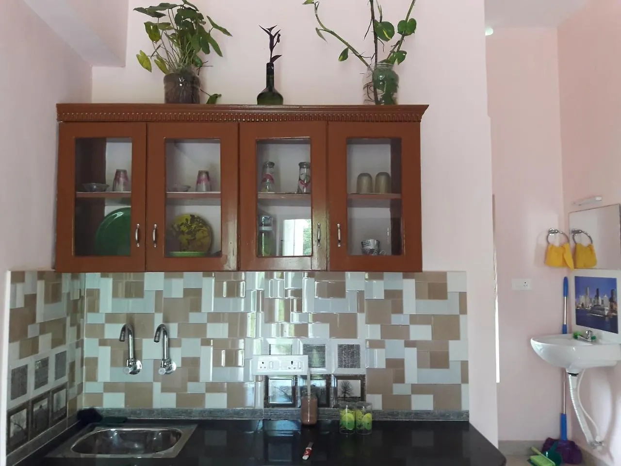 Archana Beach Homestay Varkala